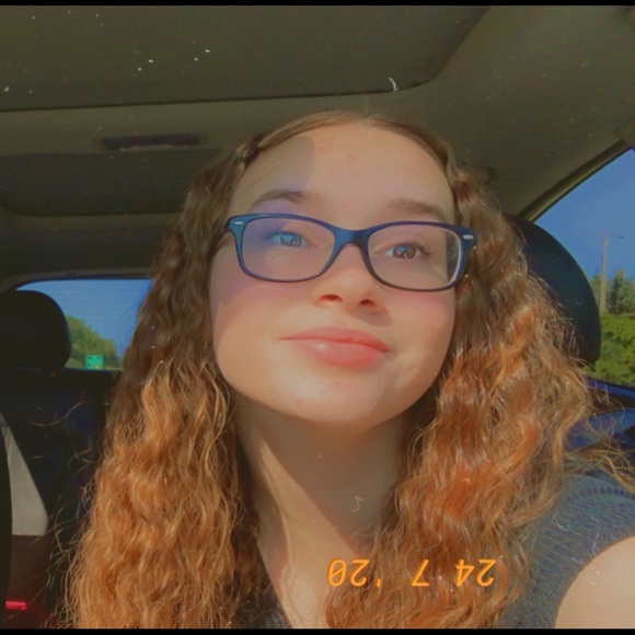 Meet your Posher, Megan - Picture 1 of 1